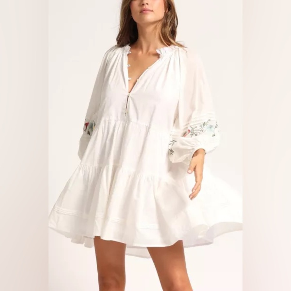 CLEOBELLA JADA TIERED MINI DRESS FLORAL EMBROIDERY WITH SLEEVES SIZE MEDIUM